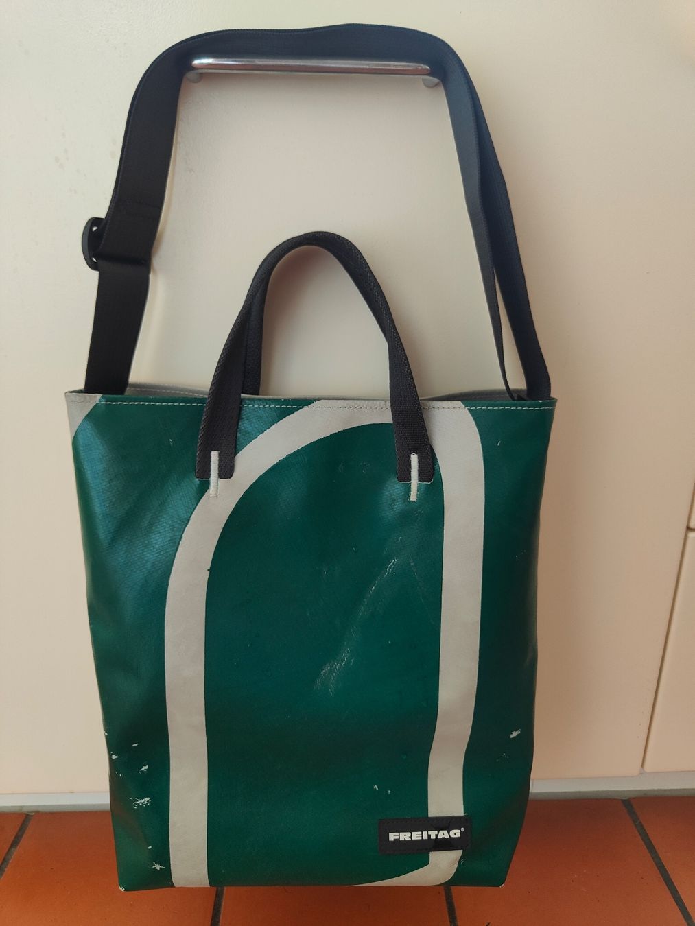 Freitag Taschen: Freitagtasche Leland F202 – Gebraucht aus Winterthur von 1rainbow54