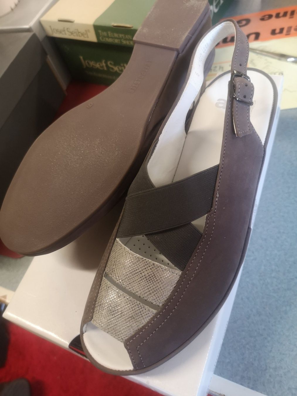 Ara Chaussures femmes: ARA – Neuf avec emballage d'origine à Möhlin par Highwaytom 1