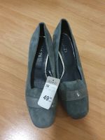 neue graue Halbschuhe