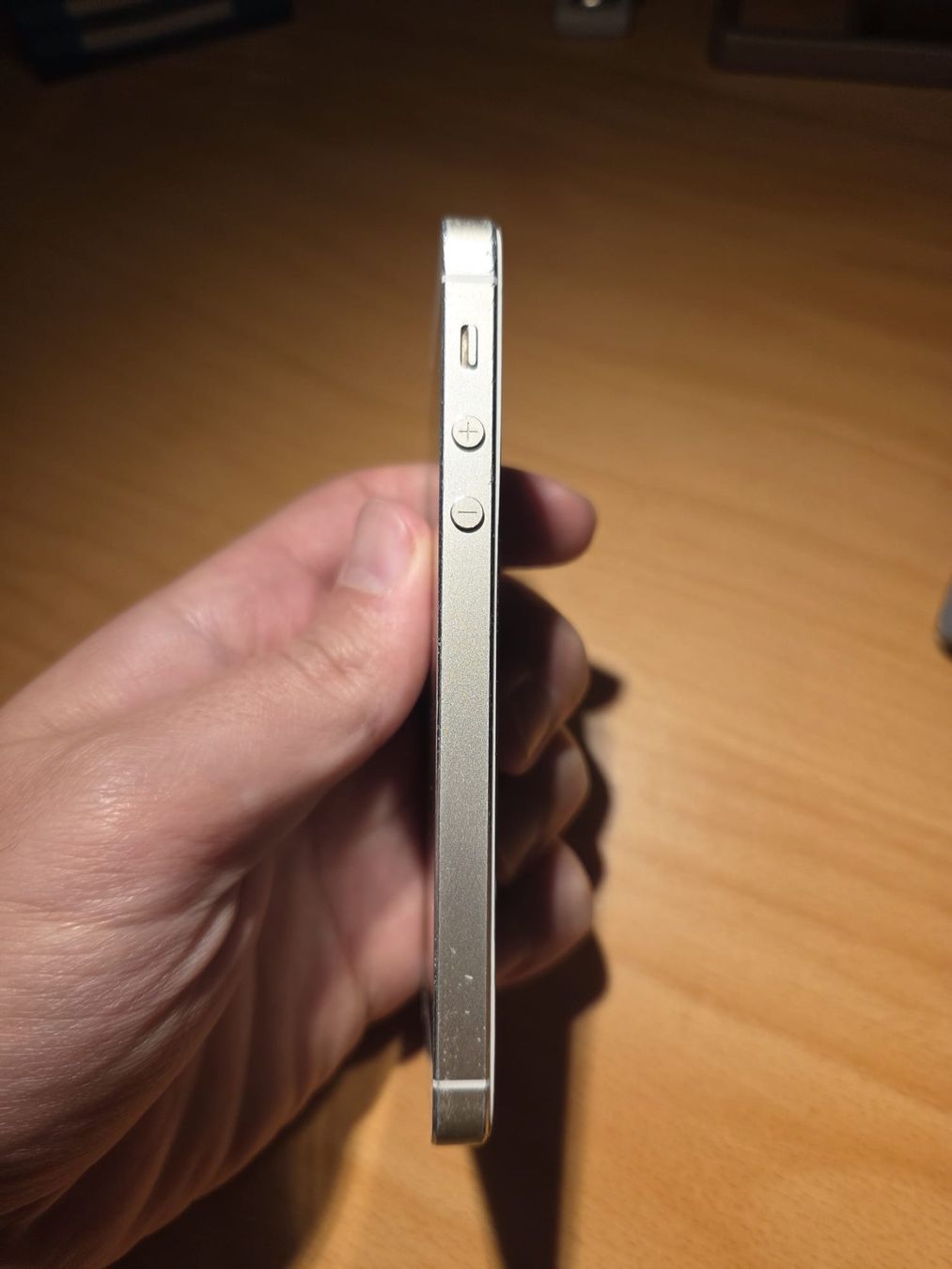 Apple Telefoni cellulari / Smartphones: I phone 5s – Usato da Münchenstein venduto da Furki22 7