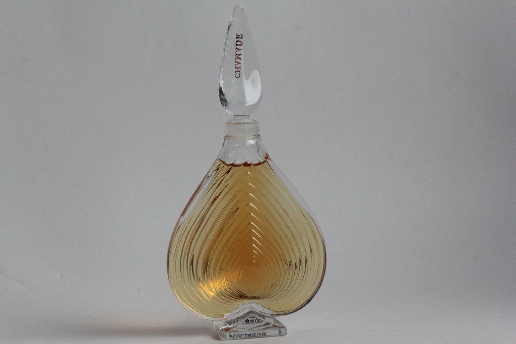 Guerlain Profumi & Eau de Toilette: GUERLAIN Flacon de parfum Chamade 1969 – Usato da Vandoeuvres venduto da Dom-Tom 3
