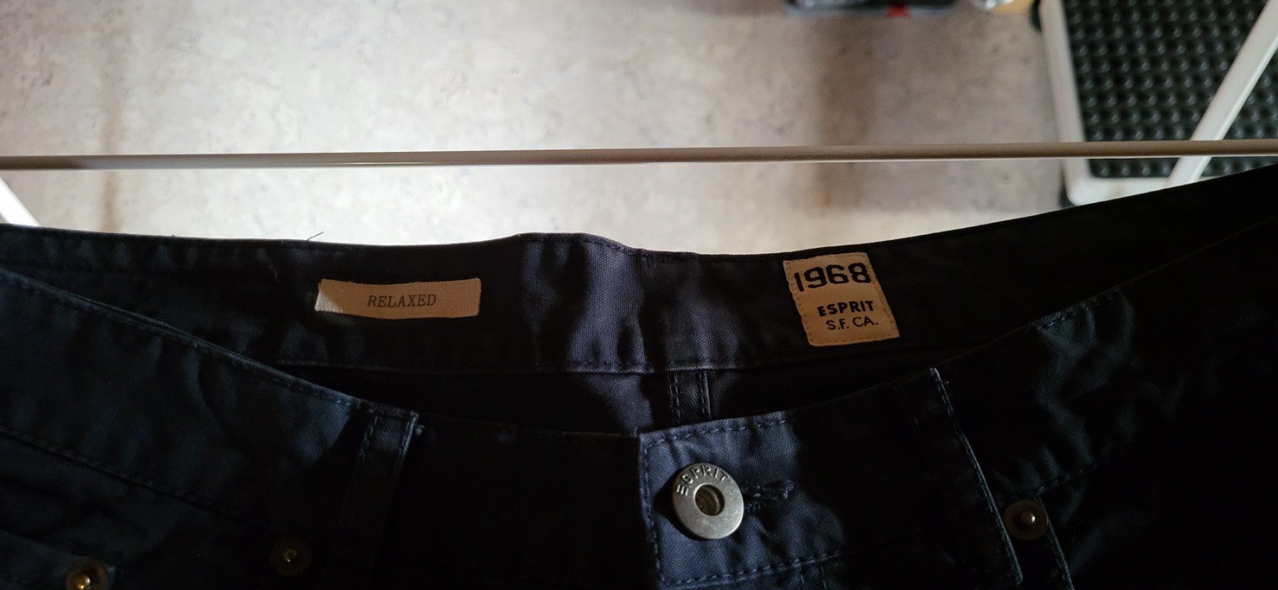 Esprit Pantaloni: Herrenshorts von Esprit Grösse 33 – Nuovo (secondo la descrizione) da Obstalden venduto da kbh_htc2 2