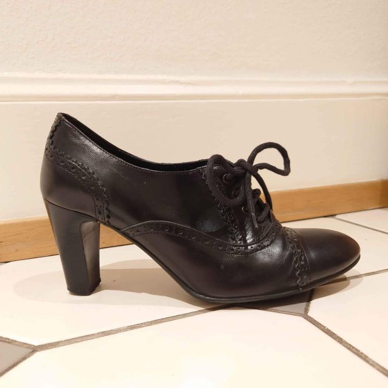 Scarpe da donna: Bottines Cuir / Leather ankle boots – Usato da Lausanne venduto da car_ct68 2
