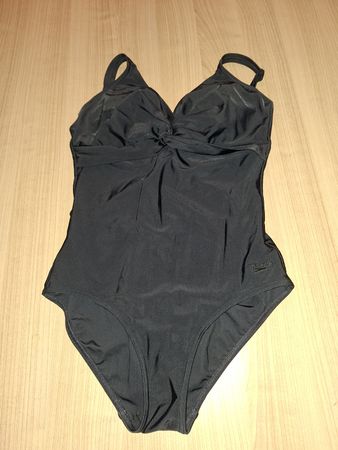Badeanzug Speedo schwarz Grösse 42 guter Zustand