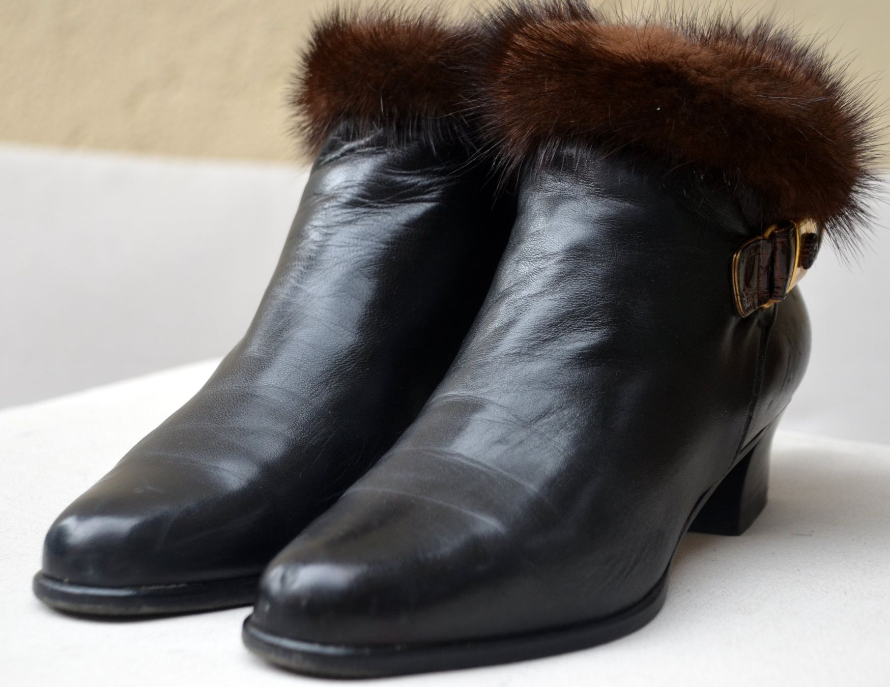 Scarpe da donna: Venezia Stiefeletten / bottines .38.5 – Usato da Collonges venduto da arashee 3