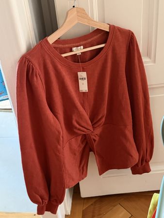 Pilcro Autumn Twist-Front sweater - Size M - New with Tags!