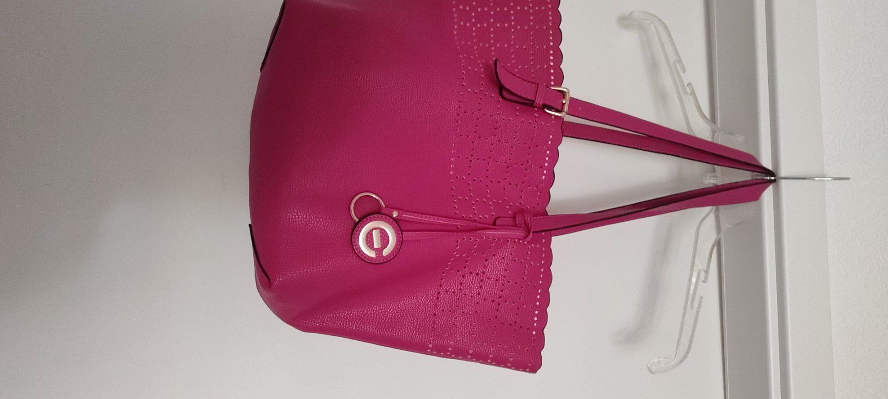 Borse da donna: Sac à main fuscia – Nuovo (secondo la descrizione) da St-Cergue venduto da Neviana