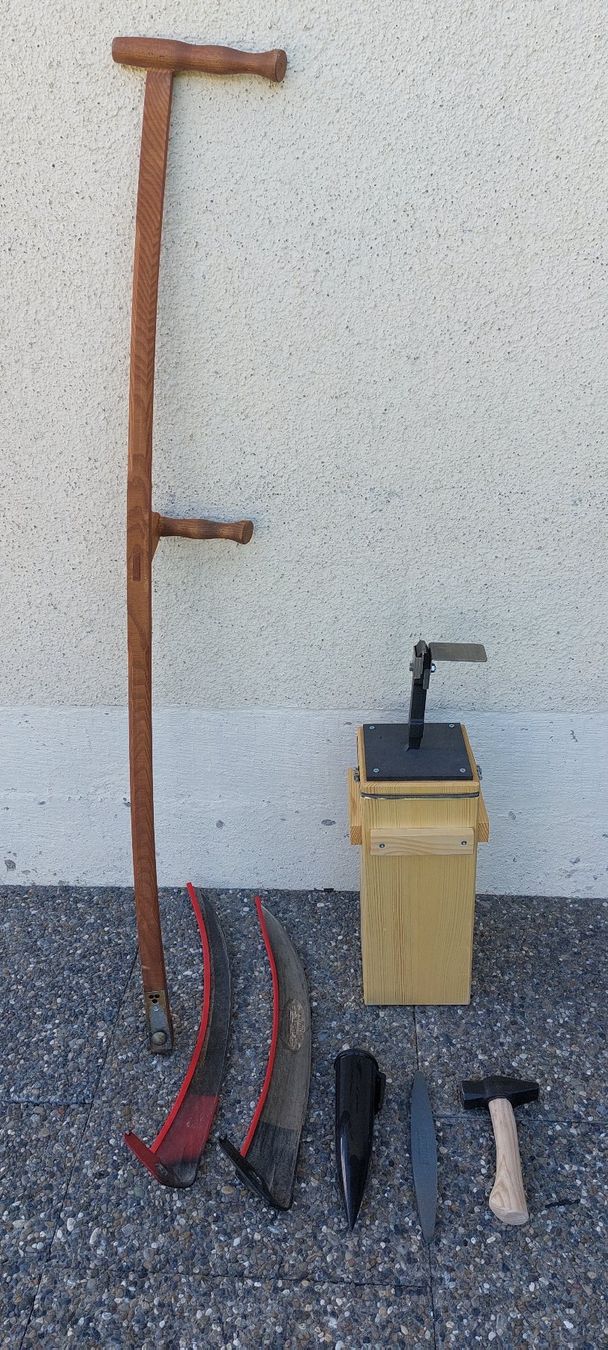 Tous les outils: Sense mit Zubehör – D'occasion à Unterbäch VS par bstrutt