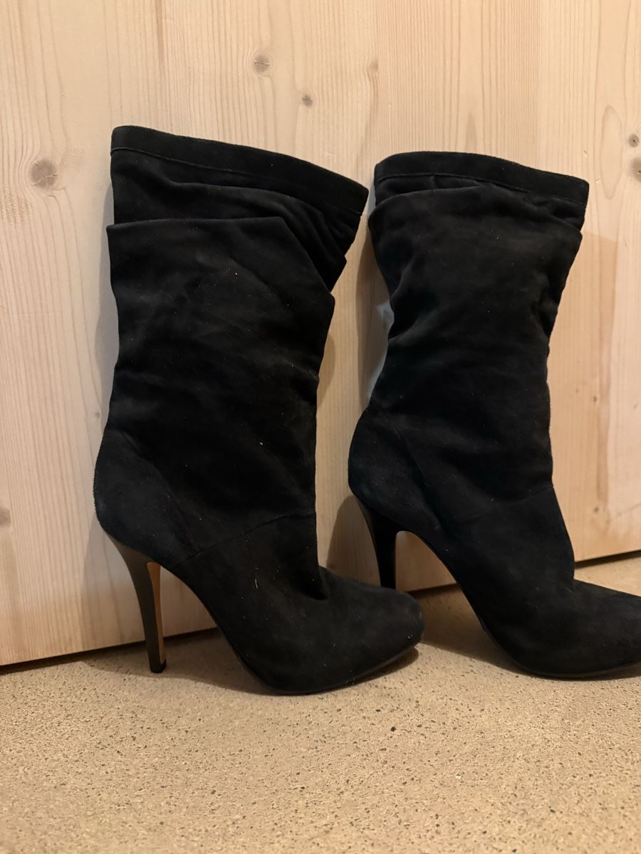 Buffalo Scarpe da donna: Buffalo Stiefel aus echtem Wildleder - Grösse 38 – Usato da Hinteregg venduto da Jazz-C