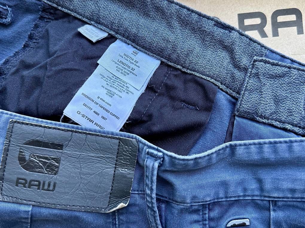 G-Star Jeans: G-STAR RAW Tapered Cuffed W32 L32. – Nuovo (secondo la descrizione) da Wilen b. Wollerau venduto da chocolady 2