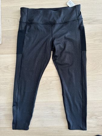 Joli legging noir à paillettes / strass taille XL