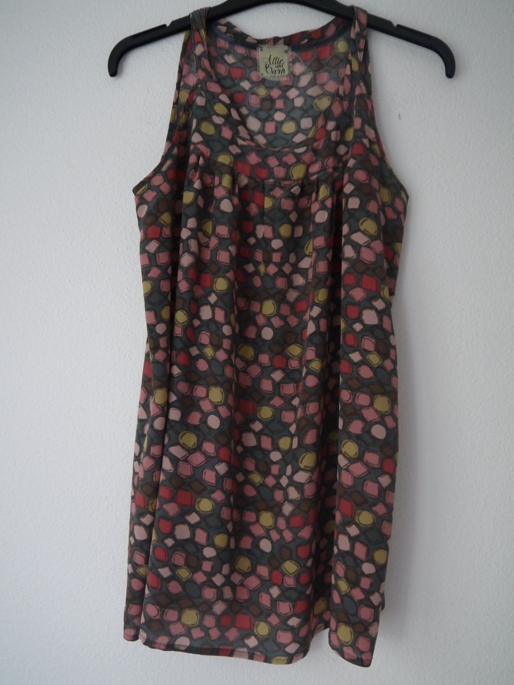 Camicette: Attic and Barn  Bluse / Top aus 100% Seide  Gr: L – Usato da Hagendorn venduto da Blaf 1