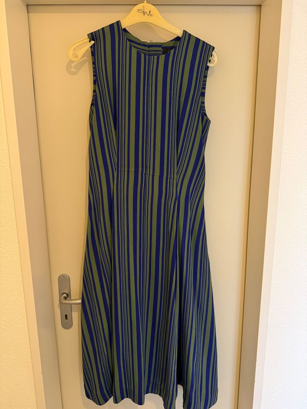 Cos Kleider: Kleid – Gebraucht aus Niederrohrdorf von ras_6j5s