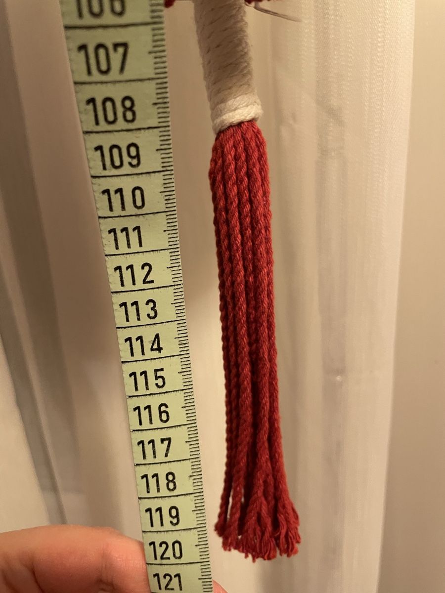 Tutte le decorazioni: Handgemachte Makramee-Blumenampel, rot, neuwertig! – Nuovo (secondo la descrizione) da Biel-Benken BL venduto da Marsha02 5