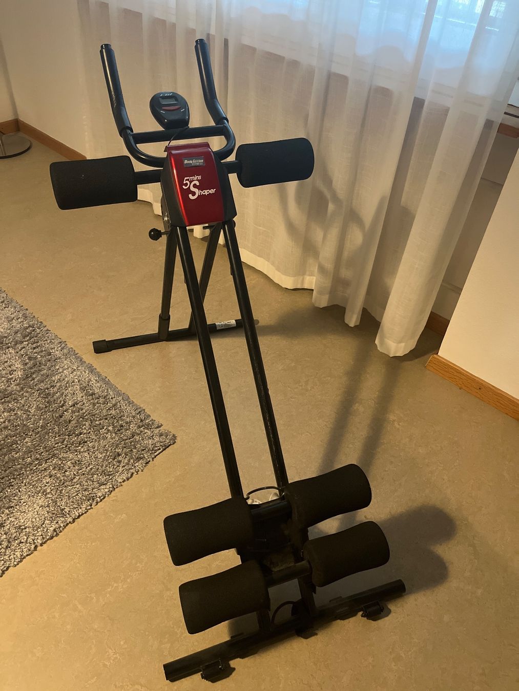 Vélos d'appartement: 5 Mins Shaper Trainingsgerät – D'occasion à Kreuzlingen par daj_c8dy 1