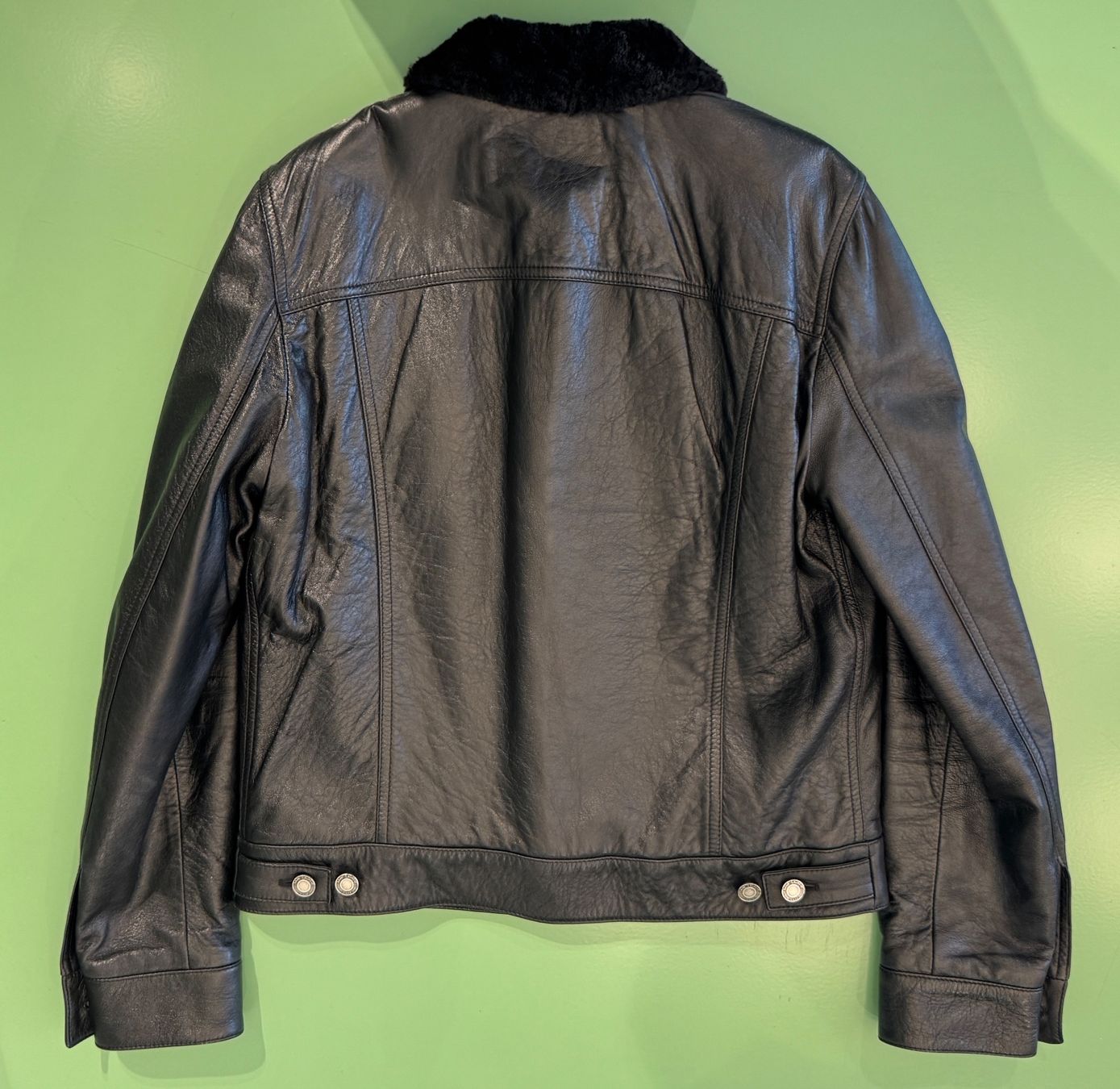 Saint Laurent Giacche: Saint Laurent Shearling Lined Leather Trucker Black Lambskin – Nuovo (secondo la descrizione) da Zürich venduto da dodichnobli 3