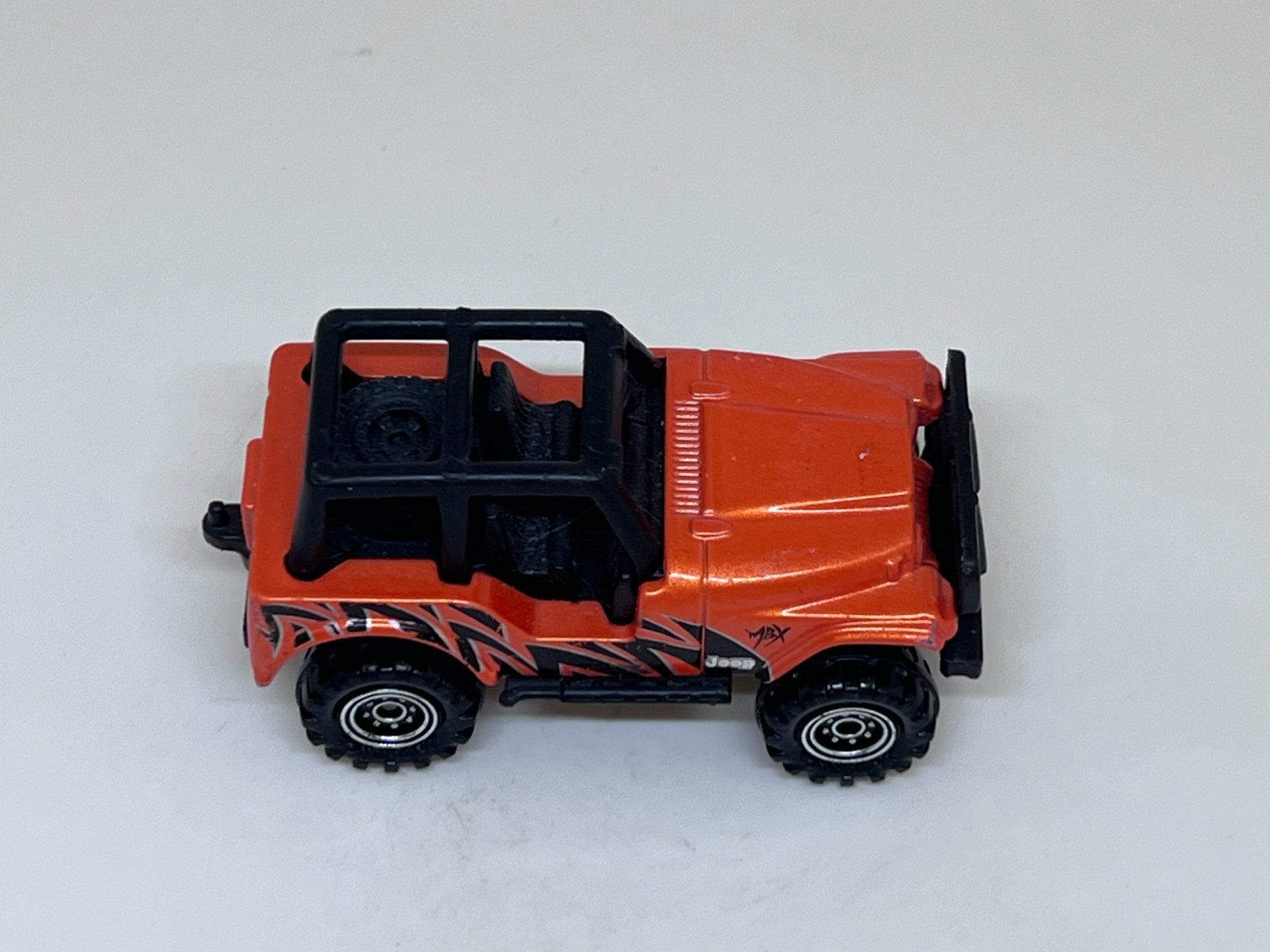 Matchbox Voitures modèles: Matchbox Jeep 4x4 #245 – D'occasion à Wildegg par LaaBoutique 1