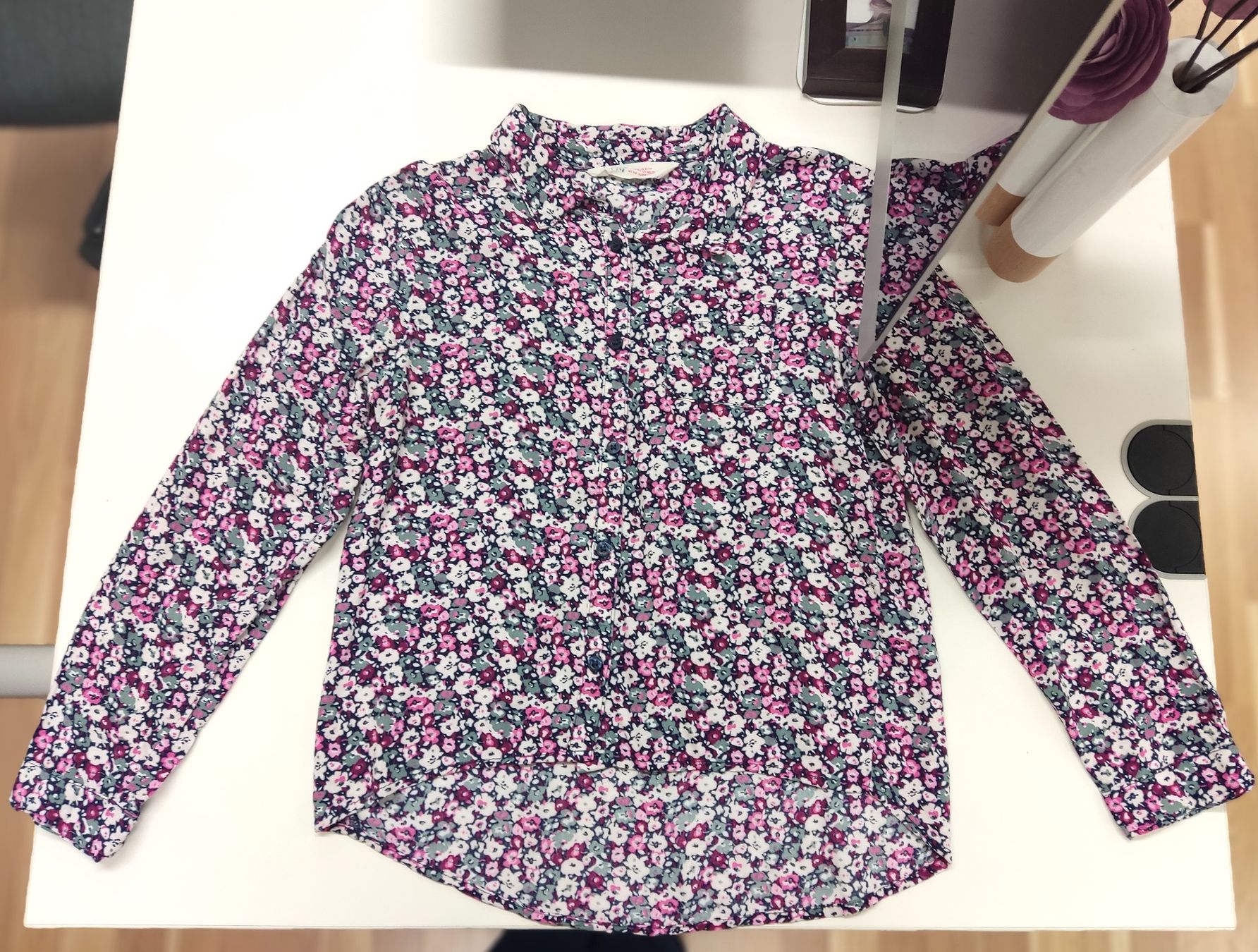 H&M Camicette, T-shirt & Top: H&M Bluse Gr. 146 – Usato da Biel/Bienne venduto da AnikaNah 2