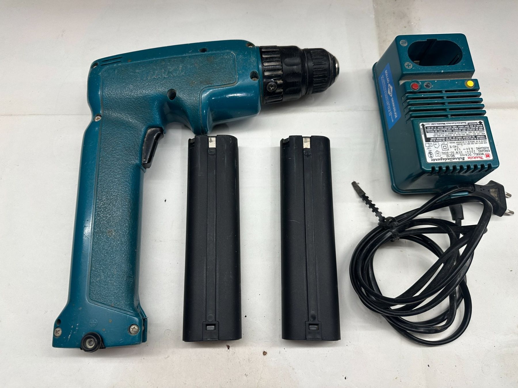 Makita Trapani: Makita Cordless Driver Drill 6093D – Usato da Thun venduto da Duha60