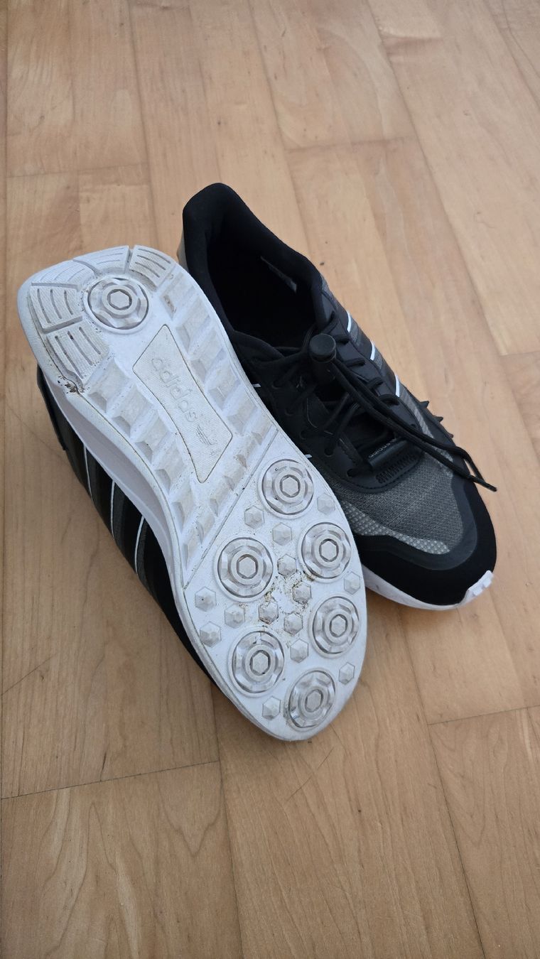 Adidas Chaussures hommes: Adidas Schuh Gr.41 1/3 – D'occasion à Schötz par Nico040 2