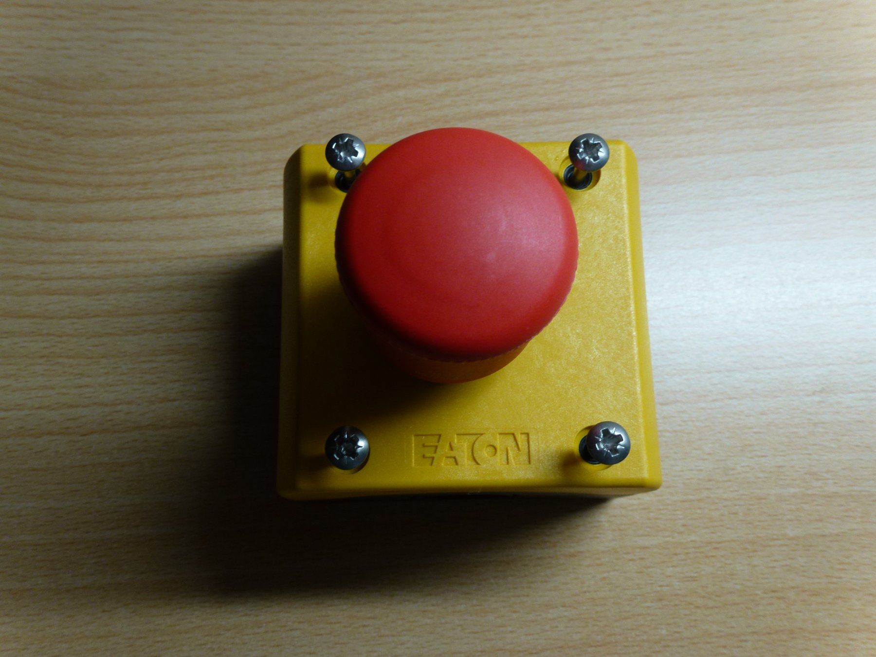 Eaton Interruttori: AP Eaton Not-Aus – Nuovo (secondo la descrizione) da Hombrechtikon venduto da HGK50 4