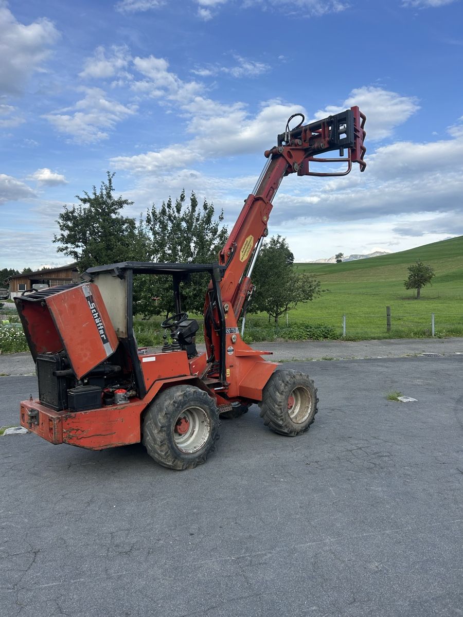 Schäffer Caricatori: Schäffer 450 TS Hoflader – Usato da Fahrni venduto da vario415 3