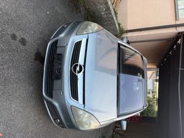 Opel Zafira B22