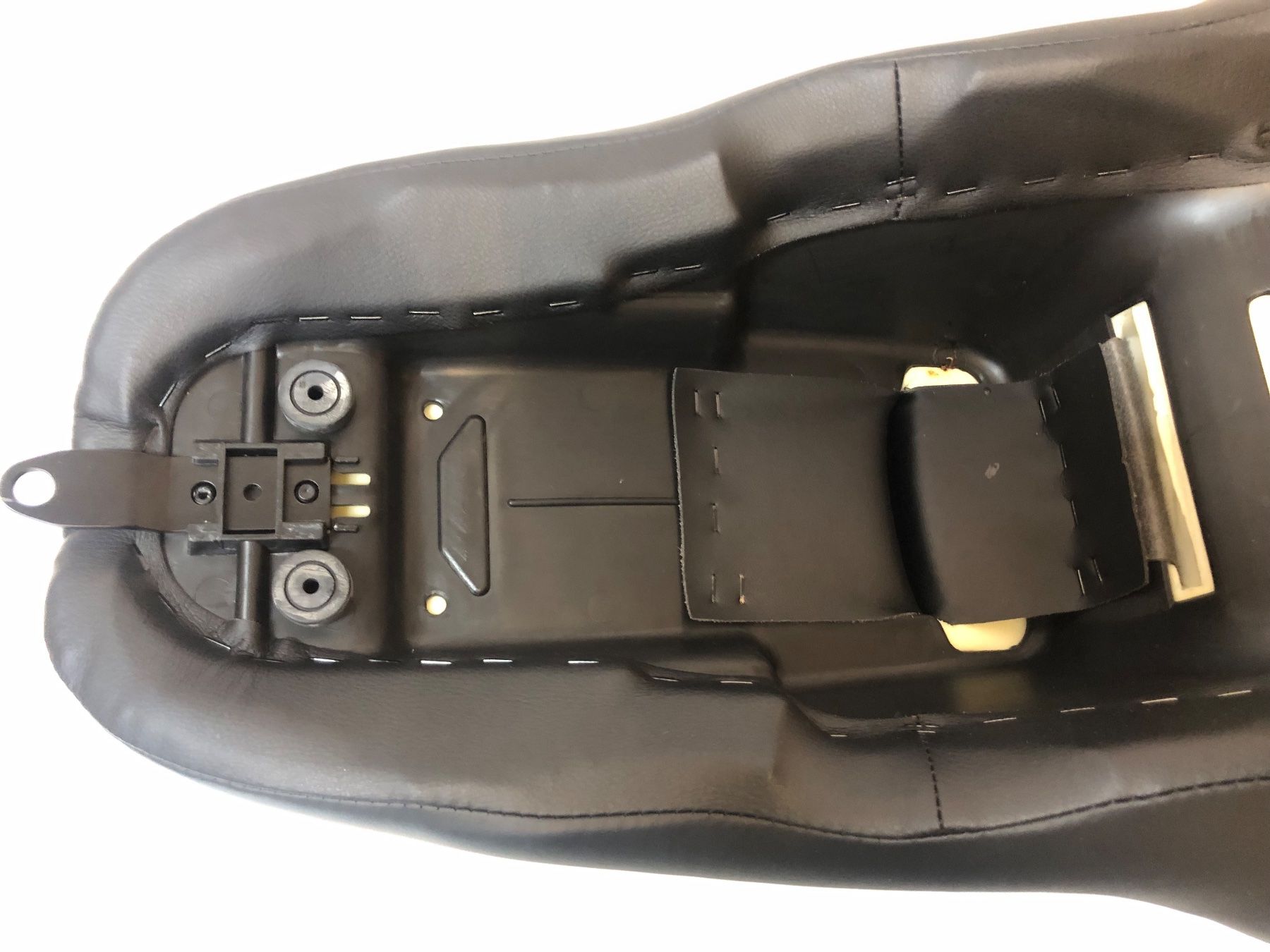 Harley-Davidson Accessori per altri veicoli: Harley Davidson Motorrad-Sattel NEU! – Nuovo (secondo la descrizione) da Brunnen venduto da Allerwaren 6