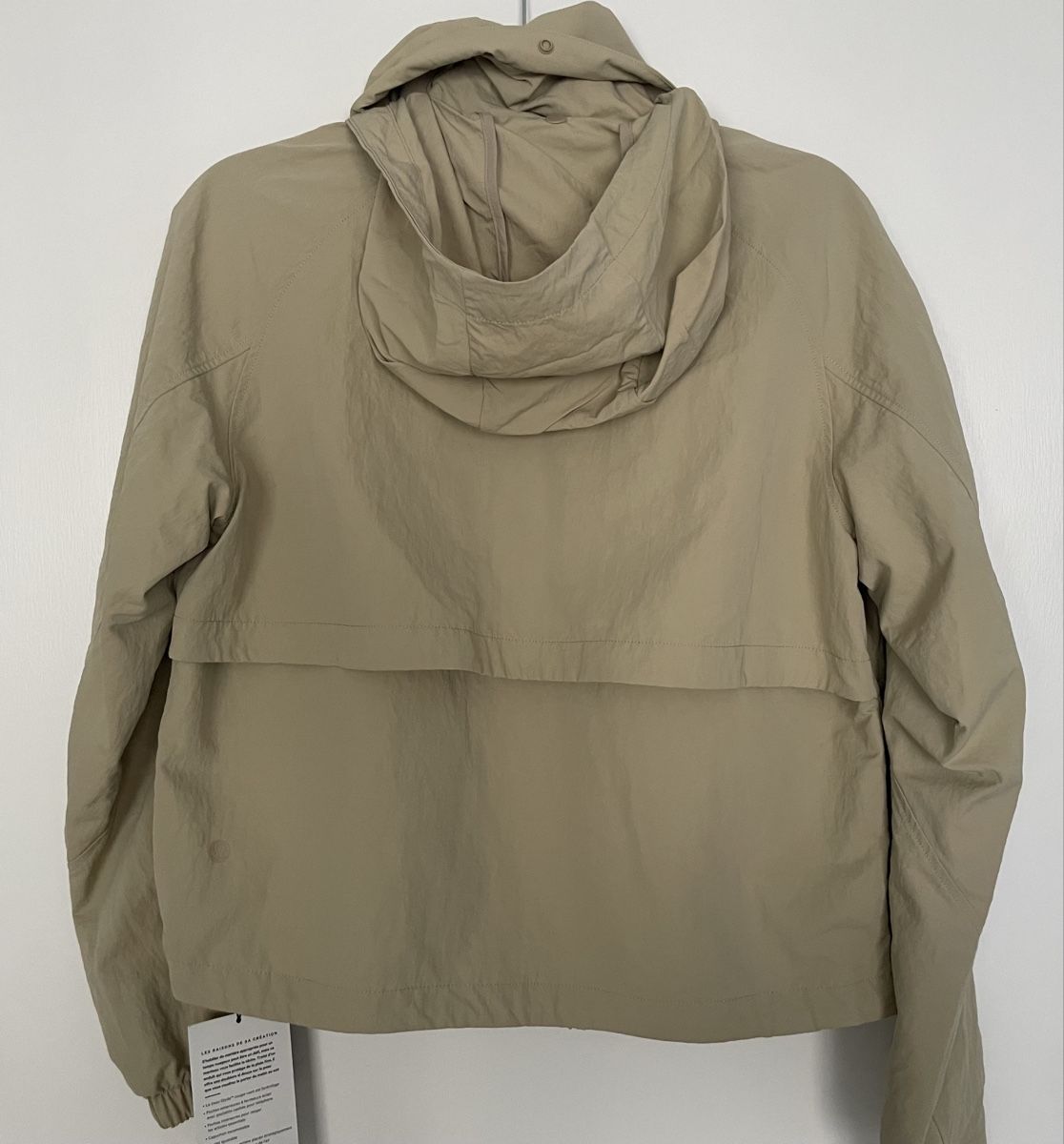 Lululemon Giacche: Lululemon Always Effortless waterproof jacket - small – Nuovo e nell'imballaggio originale da Embrach venduto da lau_2gtp 8