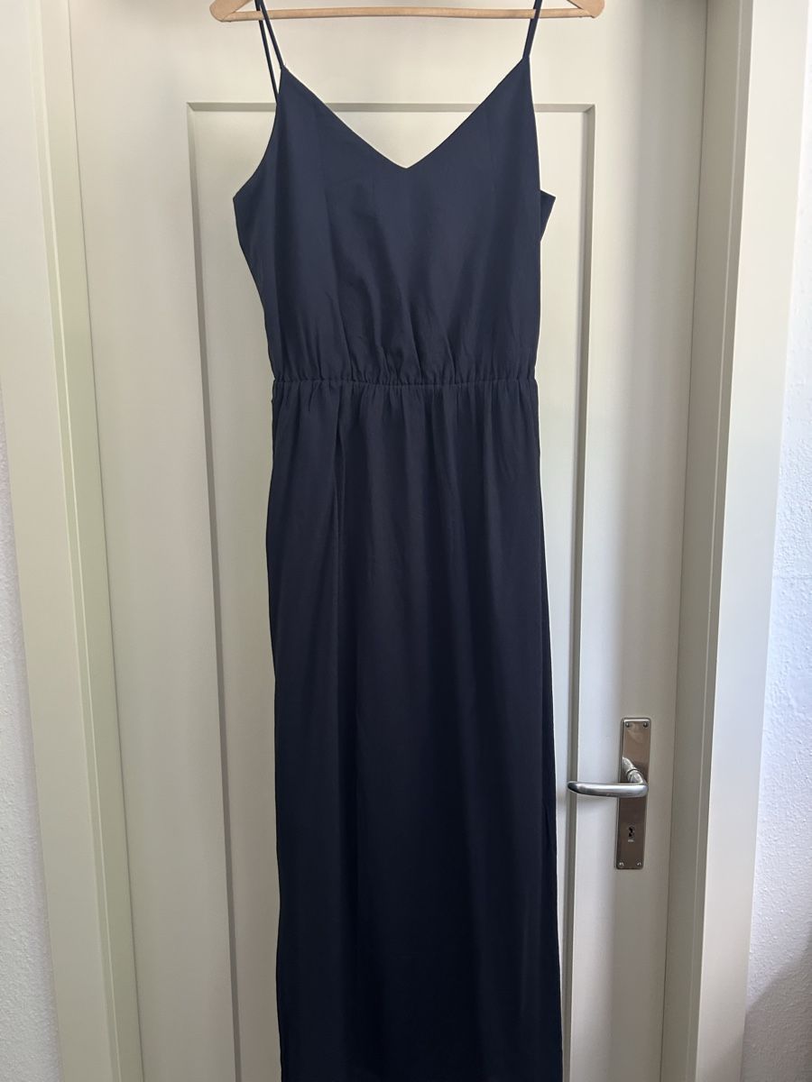 Sessun Robes: Dunkelblaues Maxikleid von Sessun – D'occasion à Winterthur par neelom 1