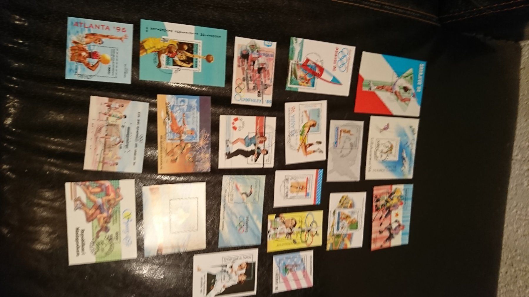 Tous les timbres: 20 verschiedene Blocks Olympische Spiele – D'occasion à Remetschwil par Hofiii 1