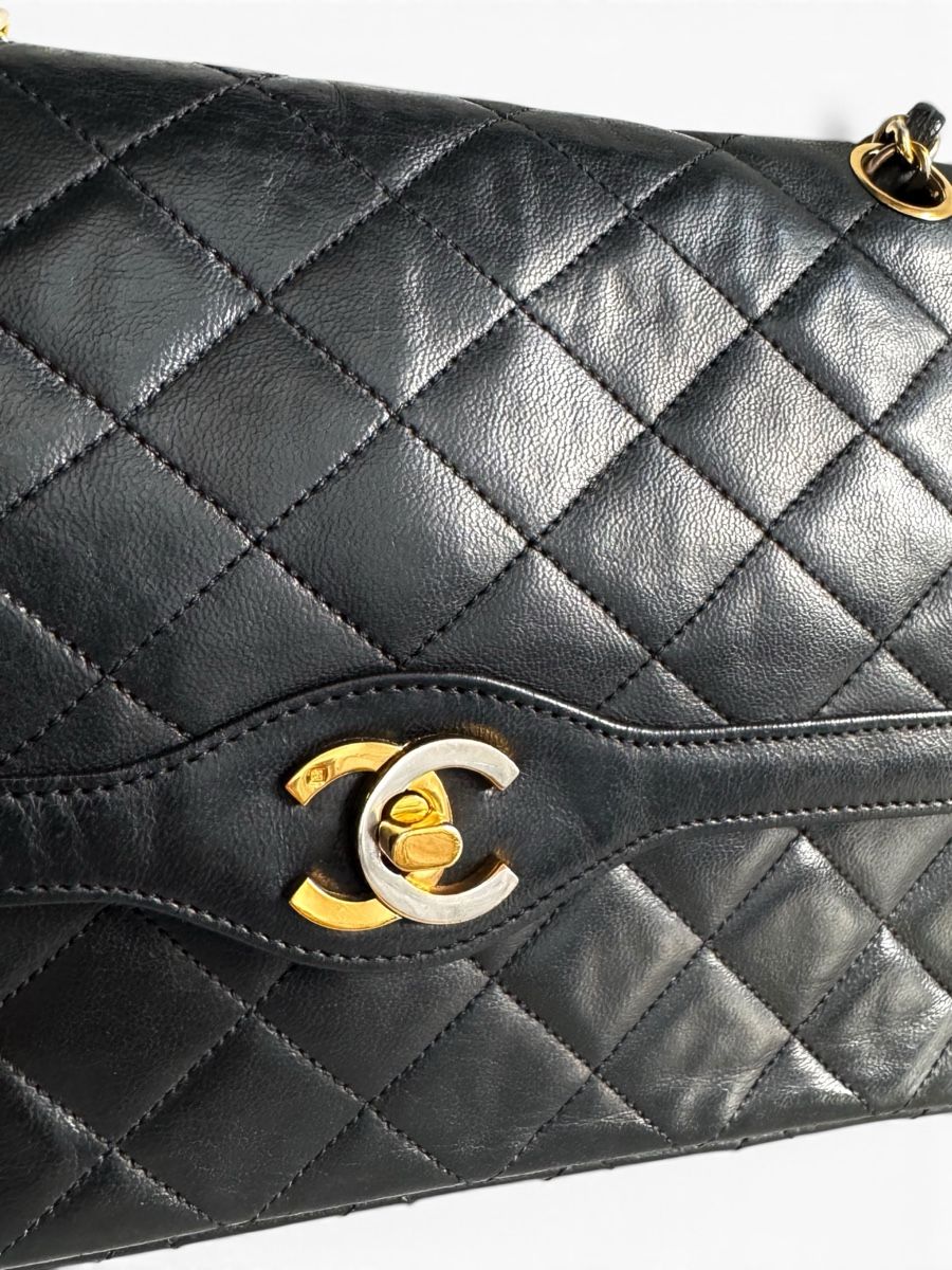 Chanel Borse da donna: CHANEL Lambskin Quilted Medium Double Flap Tasche – Usato da Kriens venduto da hannaandkiko 7