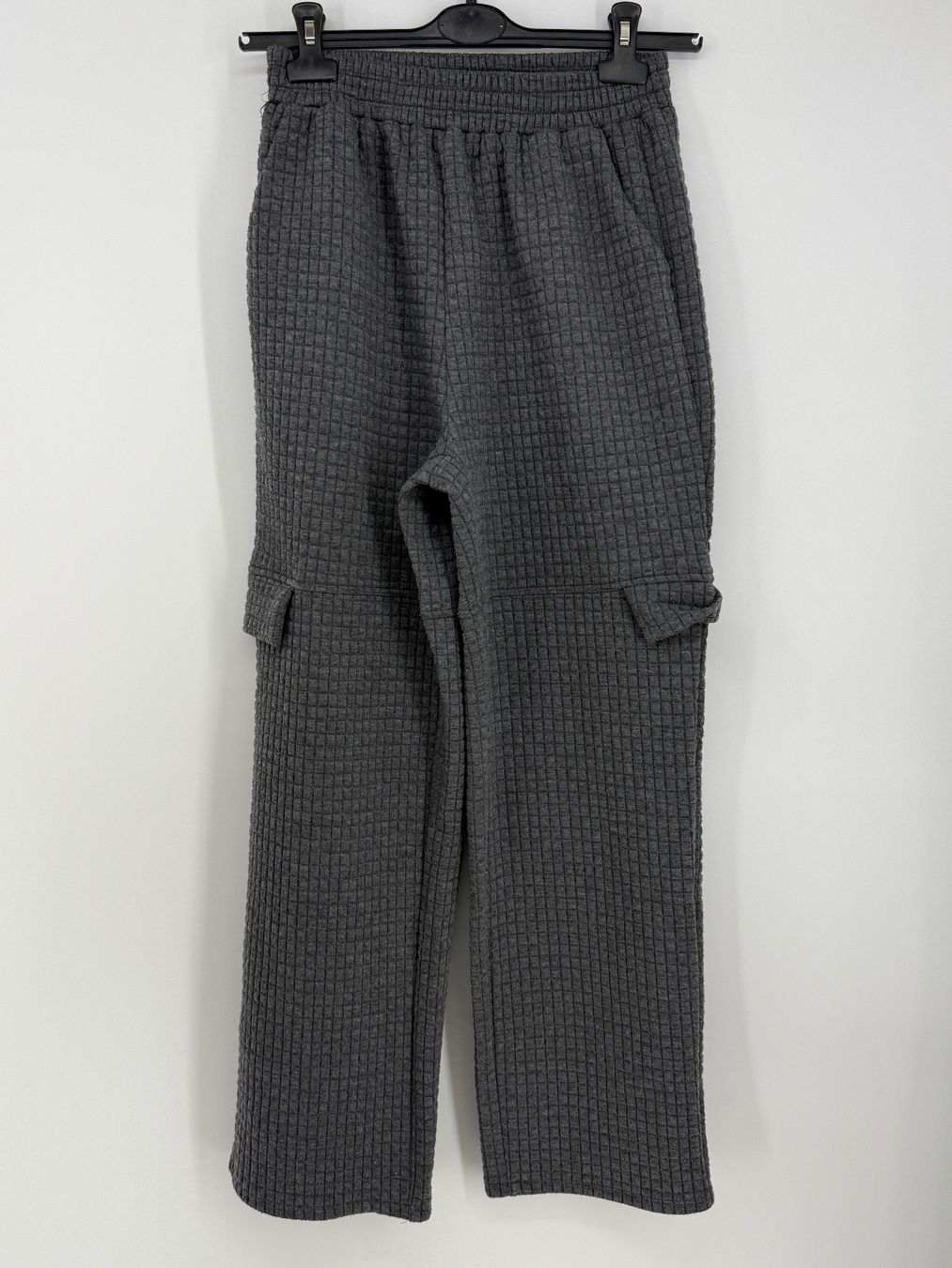 Shein Pantaloni: Trainerhose/ Cargohose Gr. M von Shein – Usato da Auenstein venduto da moin.