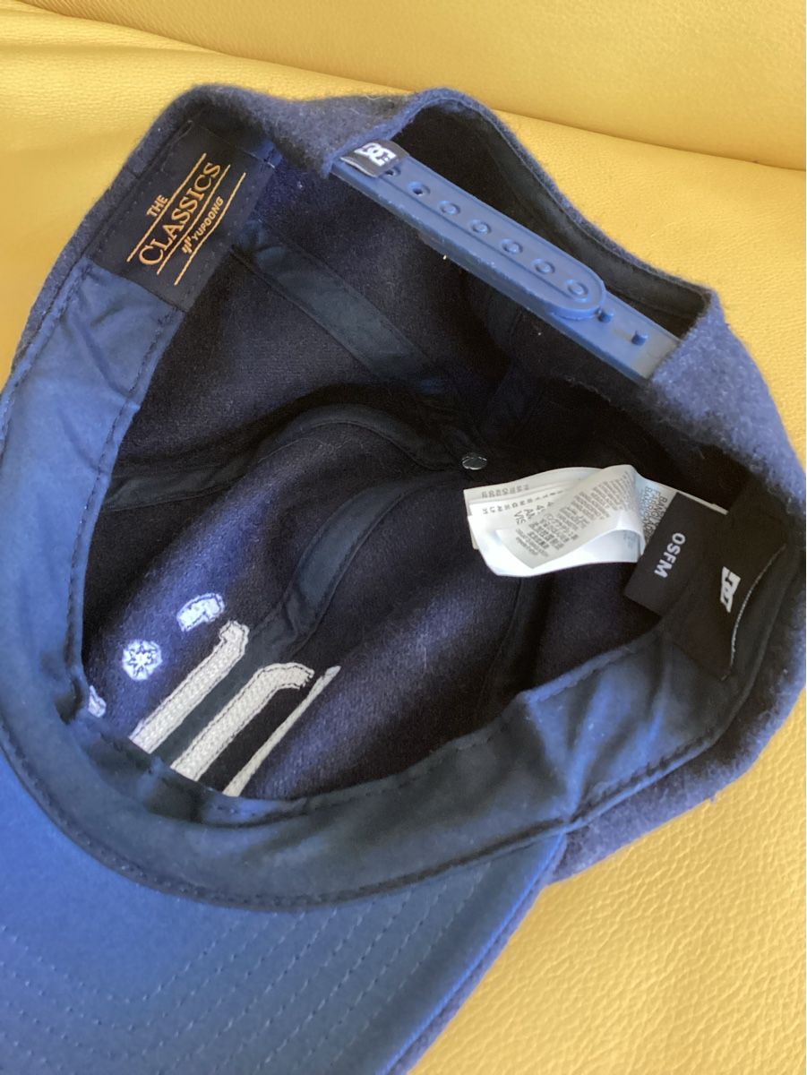 Altro in  Abbigliamento & Accessori: DC Cap The Classics Snapback Mütze, dunkelblau – Usato da Zürich venduto da Struktur 1