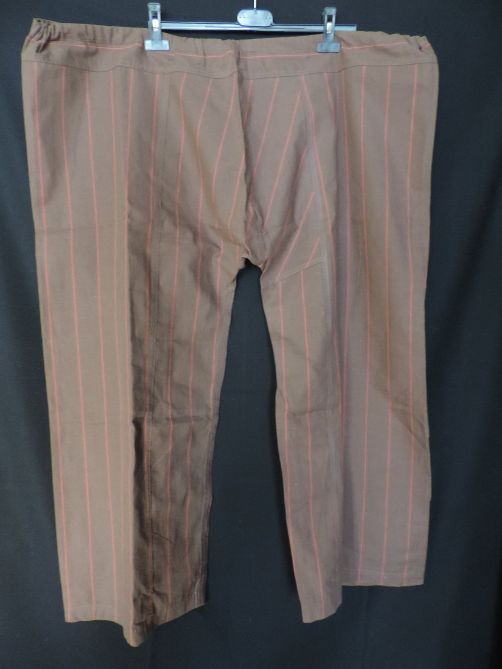 Pantaloni: sarouel brun rayure rouge rosé – Usato da Genève venduto da Axelle333 8