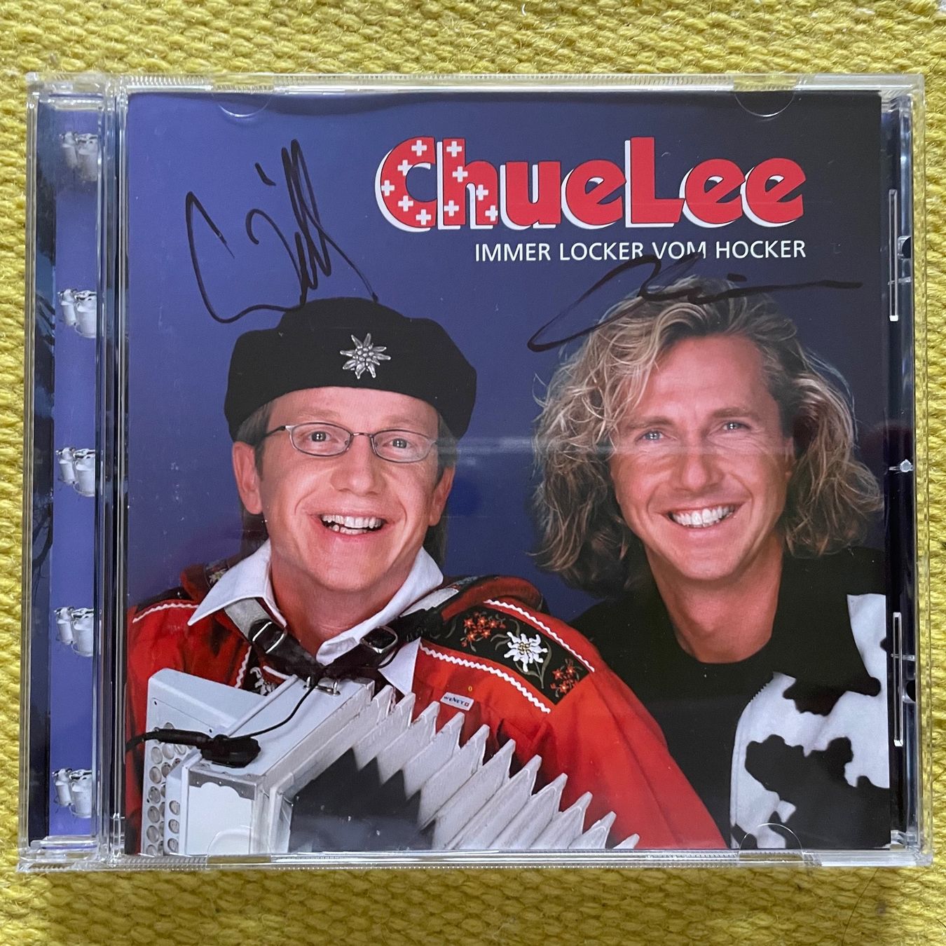 CD: CHUELEE-MIT UNTERSCHRIFTEN IMMER LOCKER VOM HOCKER – Usato da Rorschacherberg venduto da CD-Roli