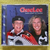 CHUELEE-MIT UNTERSCHRIFTEN IMMER LOCKER VOM HOCKER