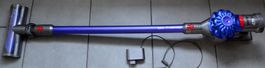 Staubsauger Dyson V7 aspirateur