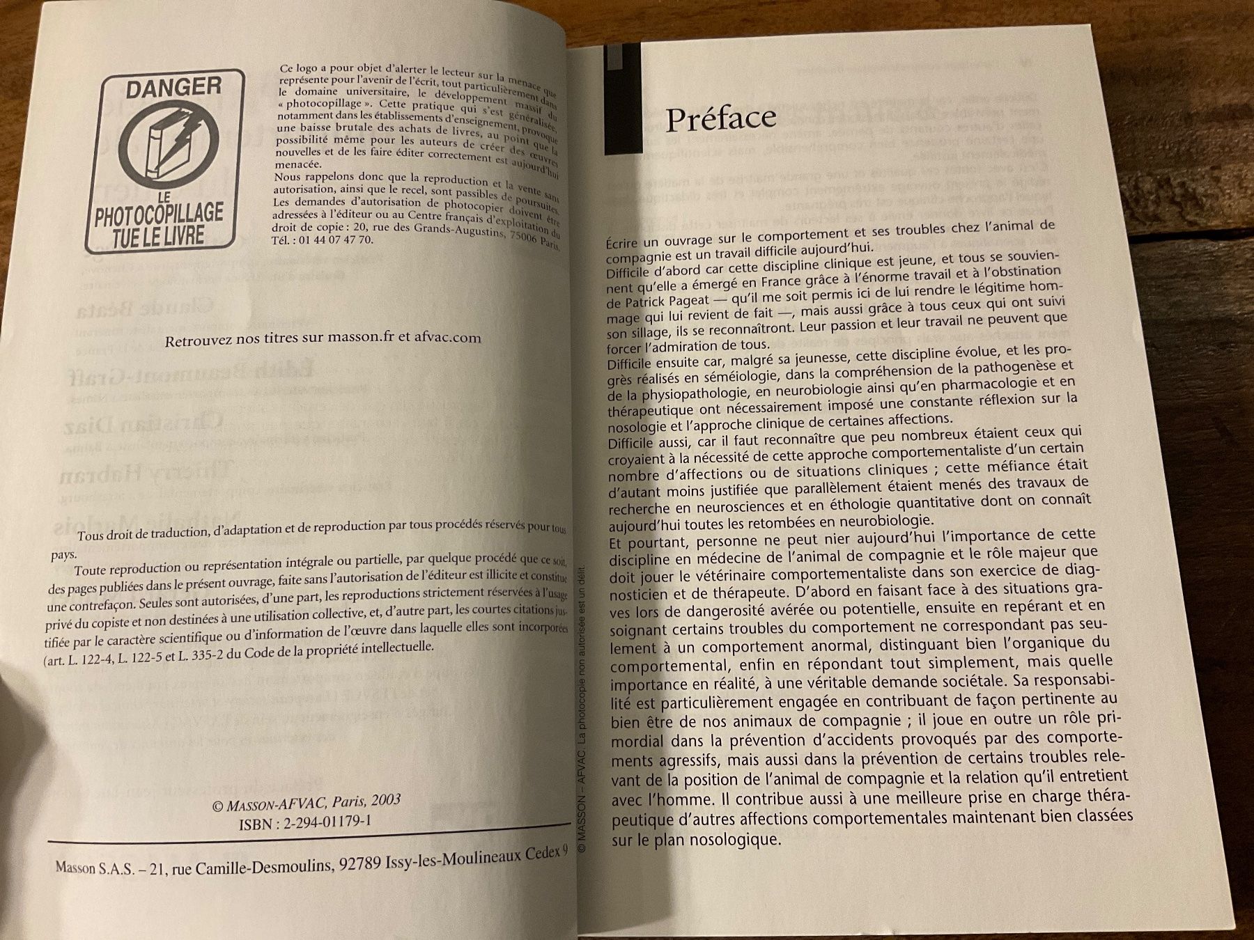 Libri: Pathologie comportementale du chien Broché – Usato da Avenches venduto da Tinkey 2