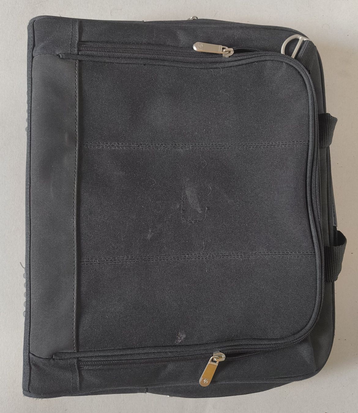 Hewlett Packard Notebook: HP EliteBook 8570p + Tasche – Usato da Hittnau venduto da Riven66 7