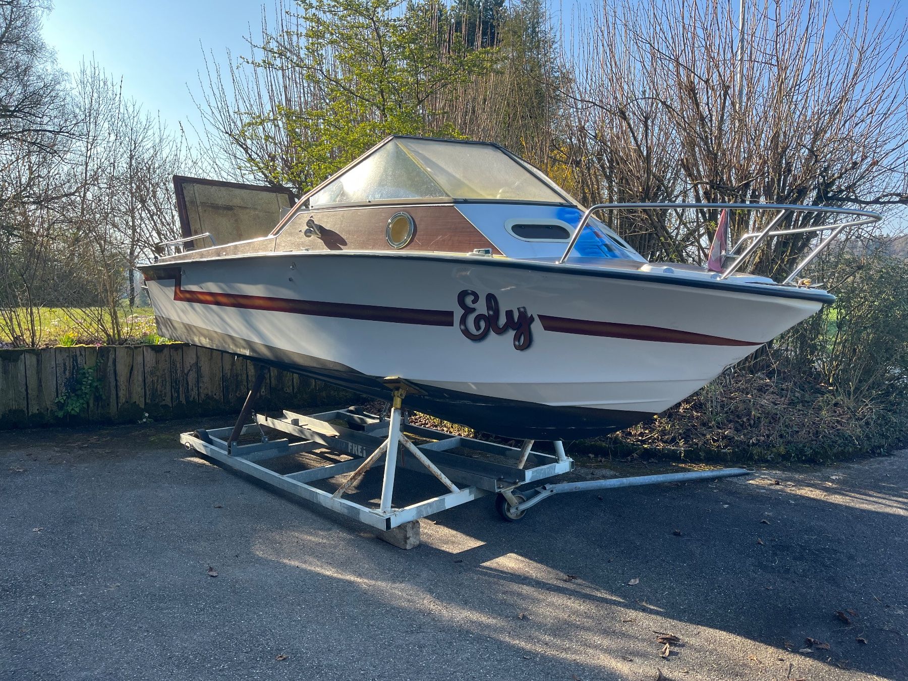 Boote: CRANCHI ITALDAY - RESTAURATIONSOBJEKT – Gebraucht aus Hombrechtikon von Roalt
