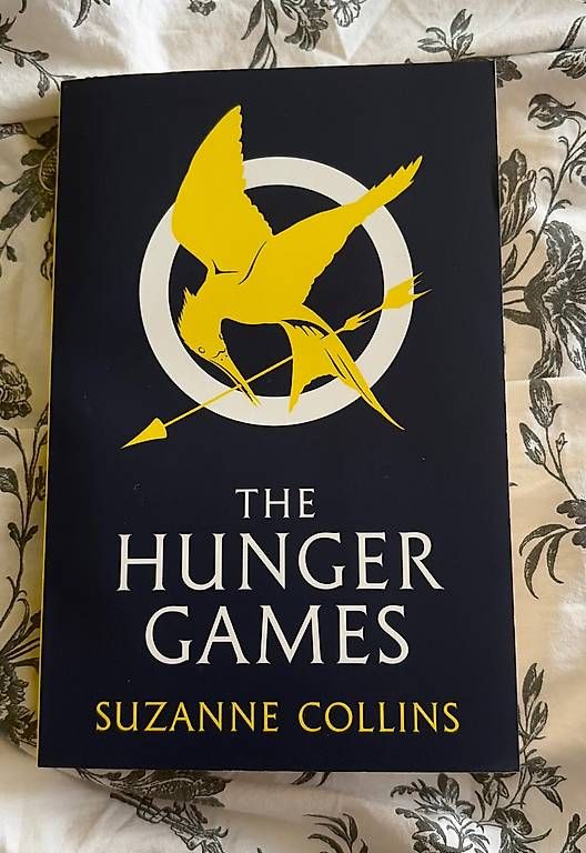 Libri: The Hunger Games - Suzanne Collins – Nuovo e nell'imballaggio originale da Glattpark(Opfikon) venduto da aal_m5w5
