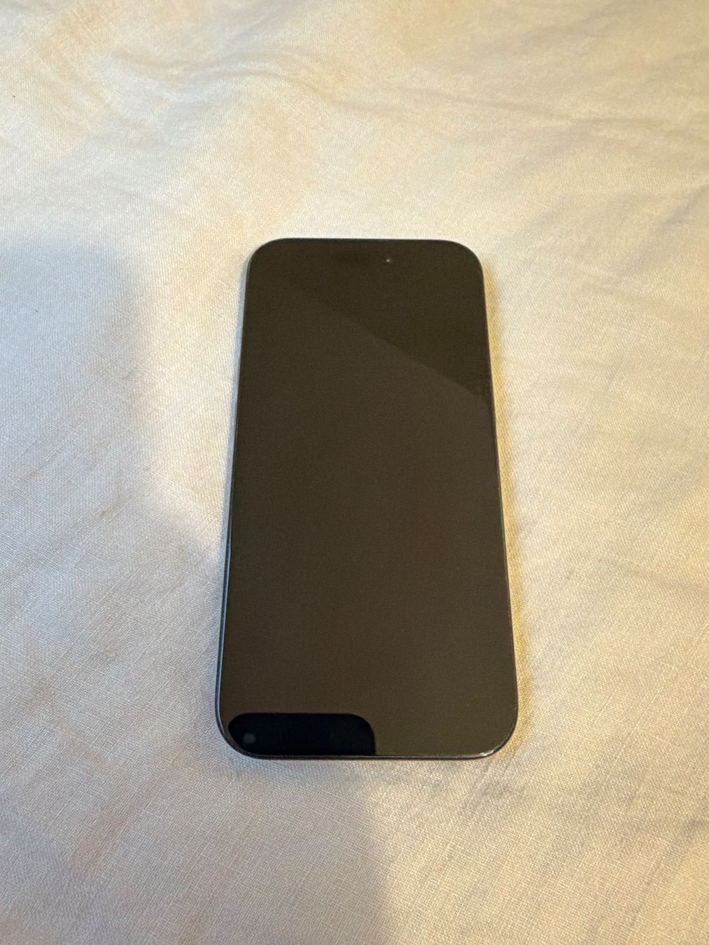 Apple Telefoni cellulari / Smartphones: IPhone 15 – Usato da Luzern venduto da lambolambo