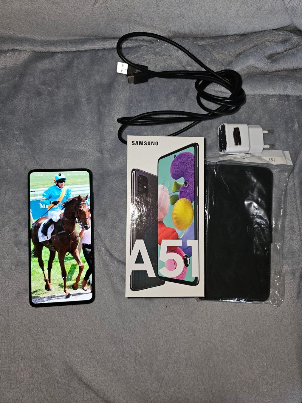 Samsung Telefoni cellulari / Smartphones: Samsung Galaxy A51 – Usato da Biel/Bienne venduto da TurfandSurf2025 1