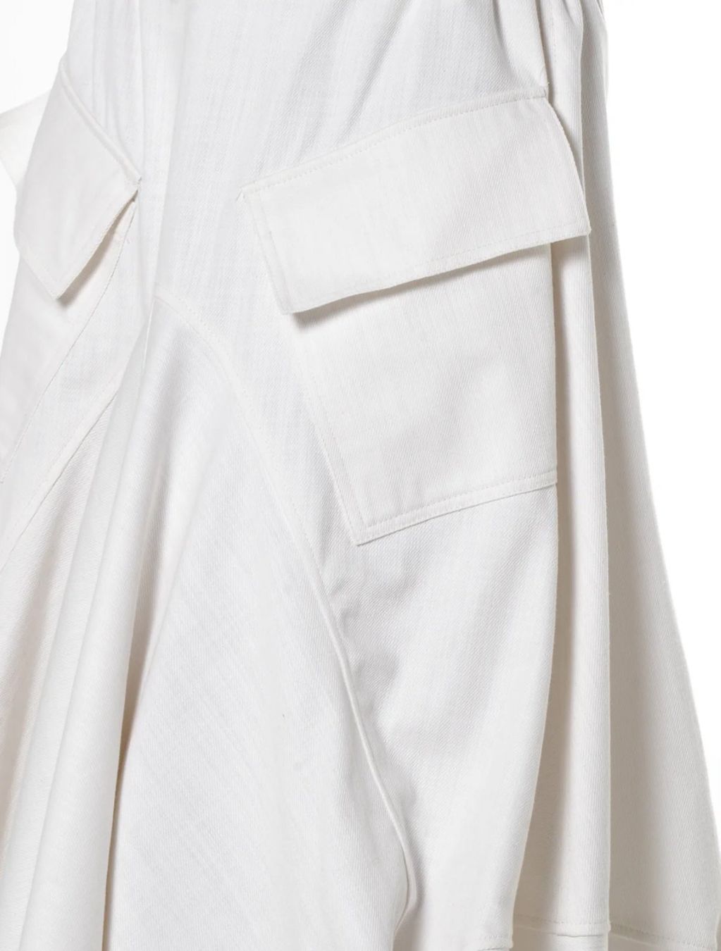 Gonne: Designer-Jeansrock in Weiss - Handmade – Nuovo e nell'imballaggio originale da Zürich venduto da Naebeli 4