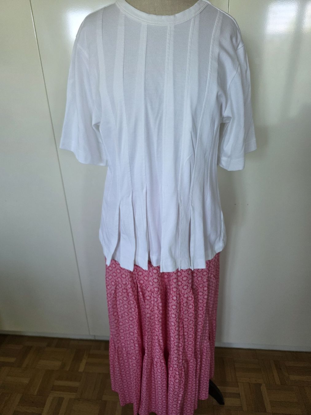 Kleiderpakete: Jupe/Shirt – Neu (gemäss Beschreibung) aus Rüti ZH von car_gl78 2
