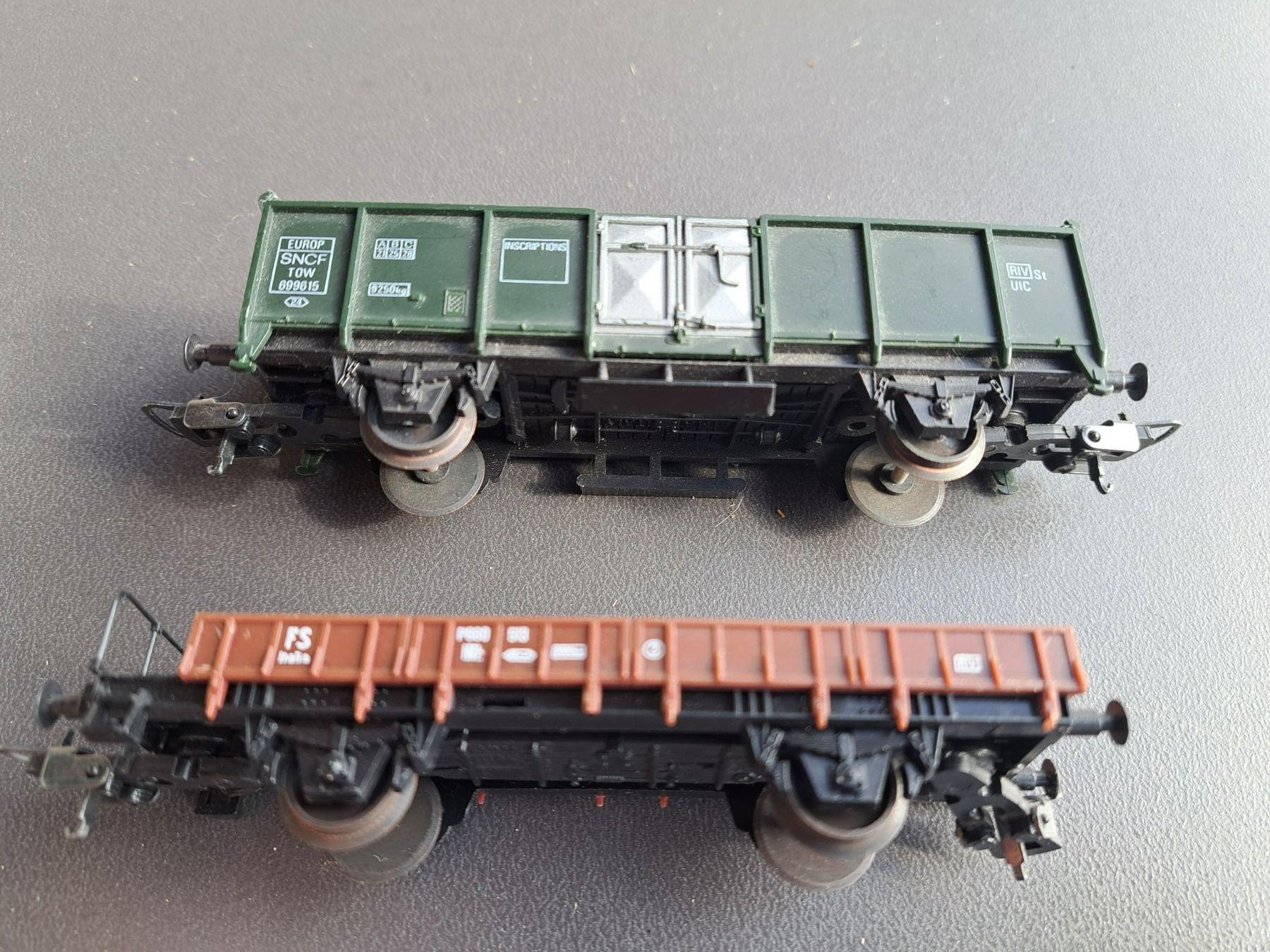 Lima Modellini di ferrovie: Güterwagen – Usato da Bünzen venduto da Floh99 2