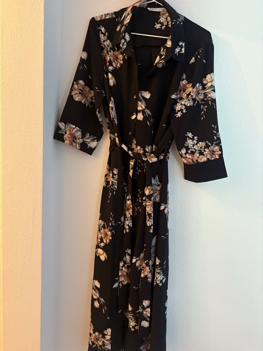 Only Vestiti: Blusenkleid  – Usato da Ricketwil venduto da Lady_of_Glenmore 6