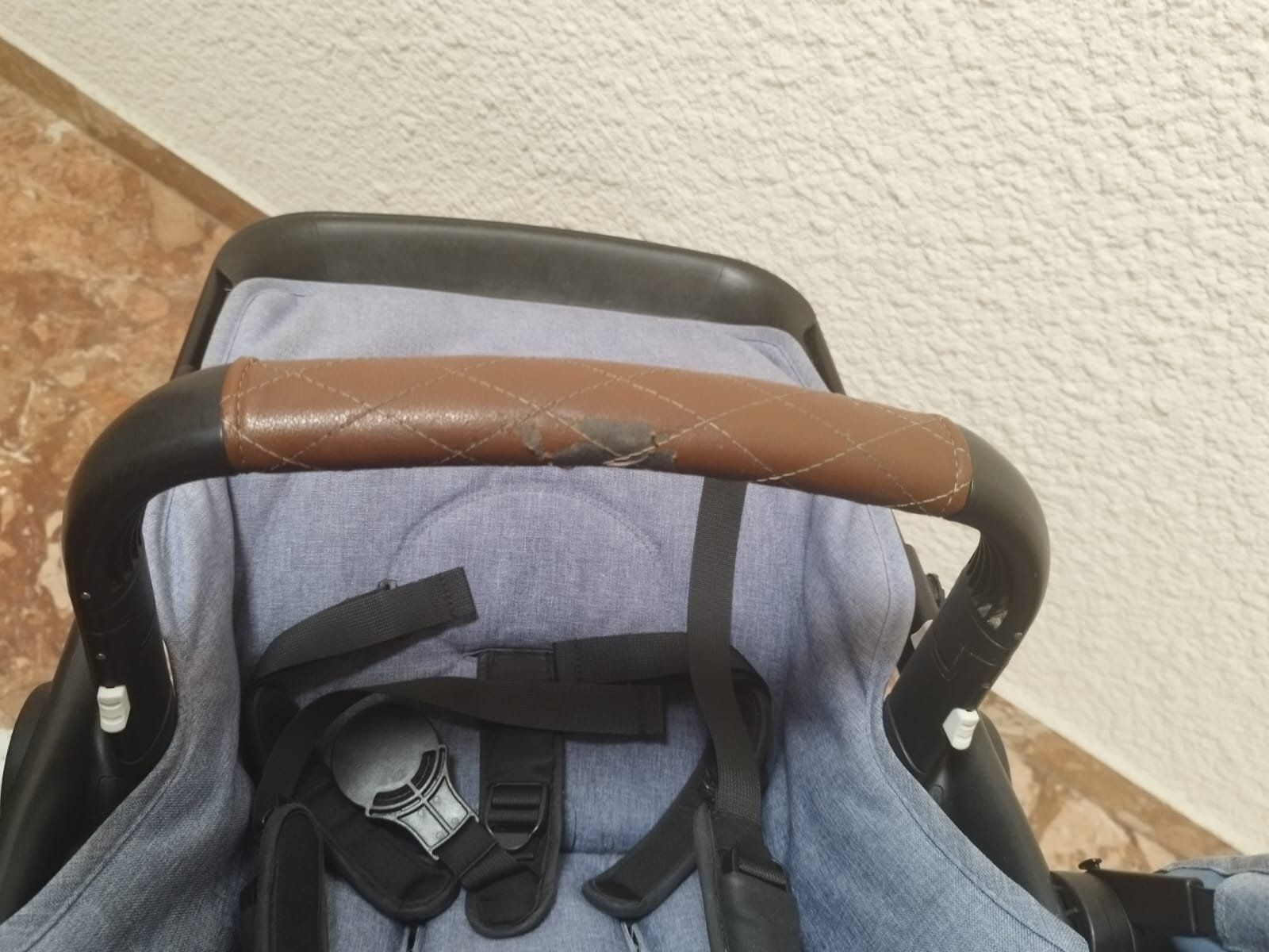 Bugaboo Carrozzine: Bugaboo Fox – Usato da Gland venduto da adi_xw2q 6