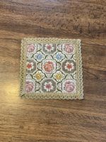 Schönes Vintage Untersetzer Set mit Blumenmuster, Top!